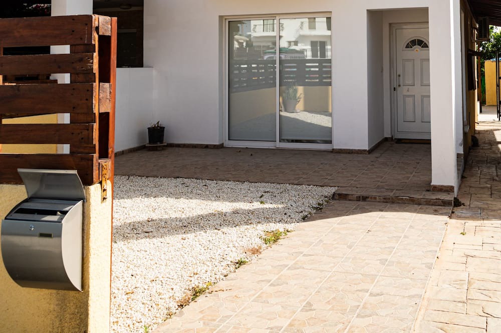 Photo of Outdoor in Emba