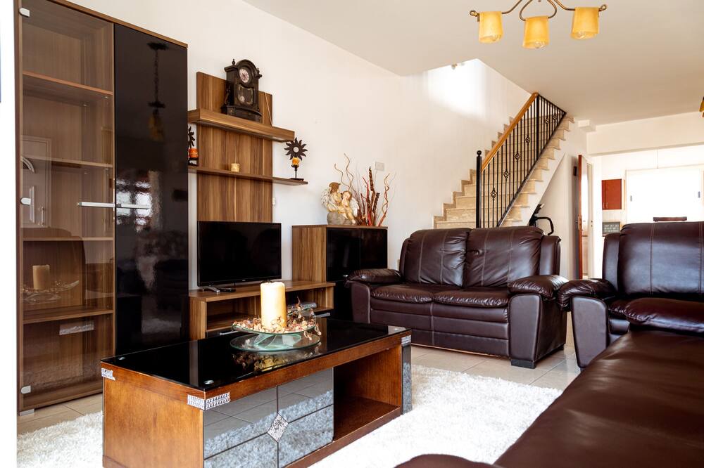 Photo of Livingroom in Emba
