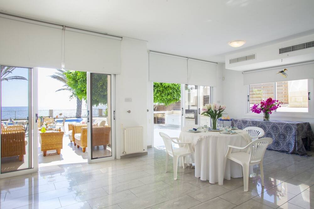 Photo of Livingroom in Larnaca