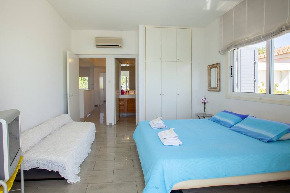 Photo of Bedroom in Larnaca