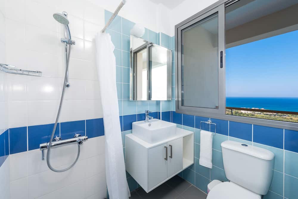 Photo of Bathroom in Latchi