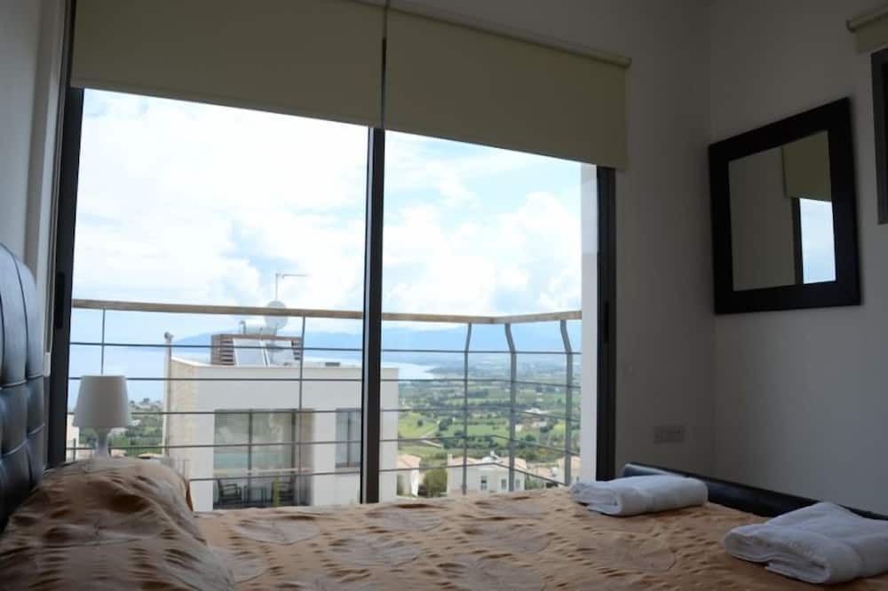 Photo of Bedroom in Latchi