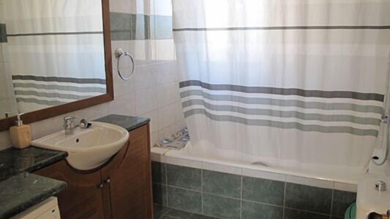 Photo of Bathroom in Polis