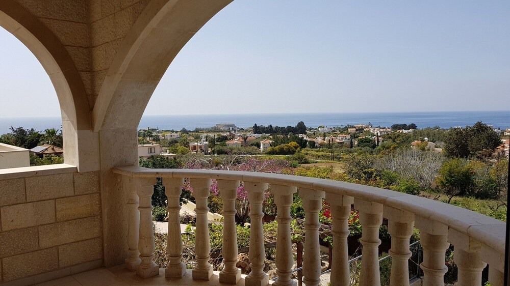 Photo of Patio Balcony in Agios Georgios Pegeias
