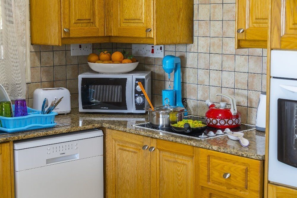Photo of Kitchen in Meneou