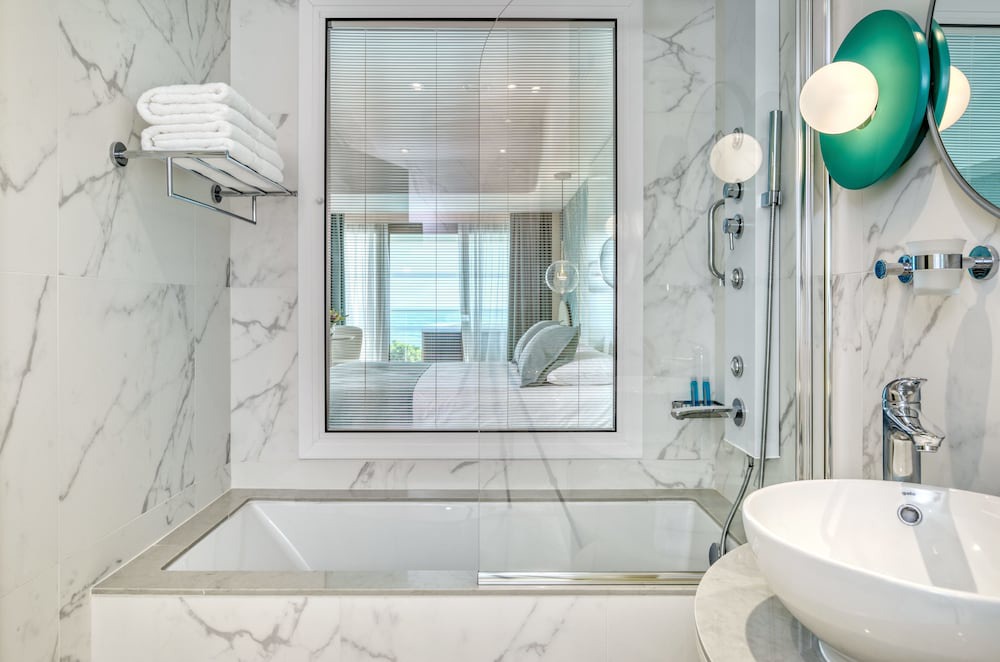 Photo of Bathroom in Geroskipou