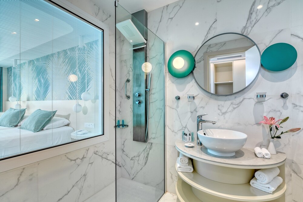 Photo of Bathroom in Geroskipou