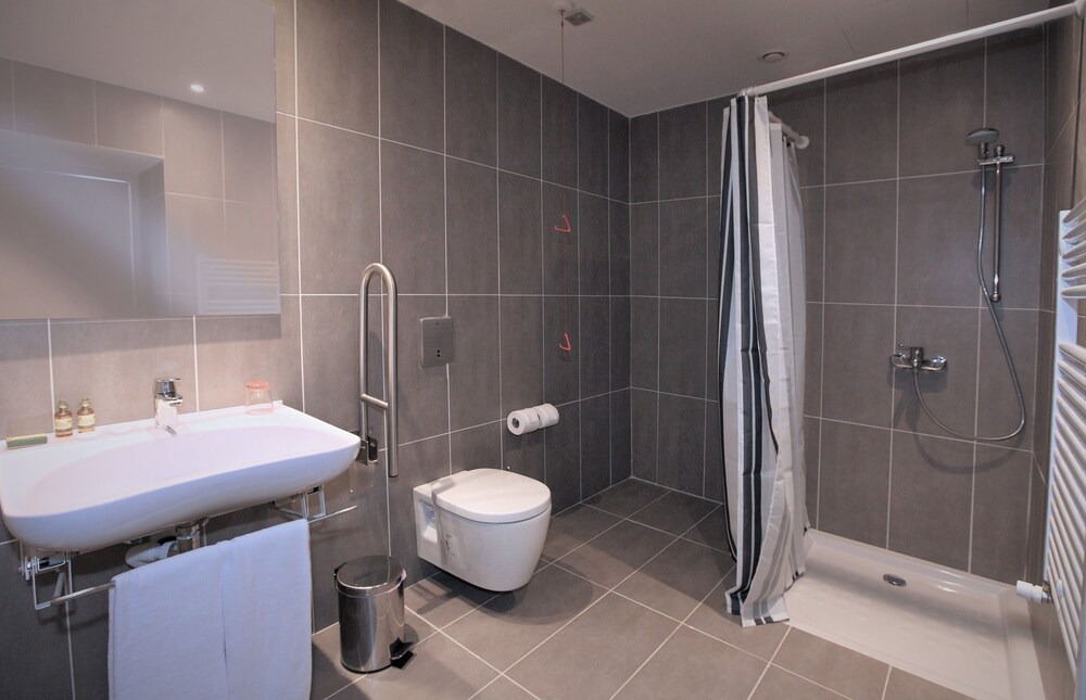 Photo of Bathroom in Droushia
