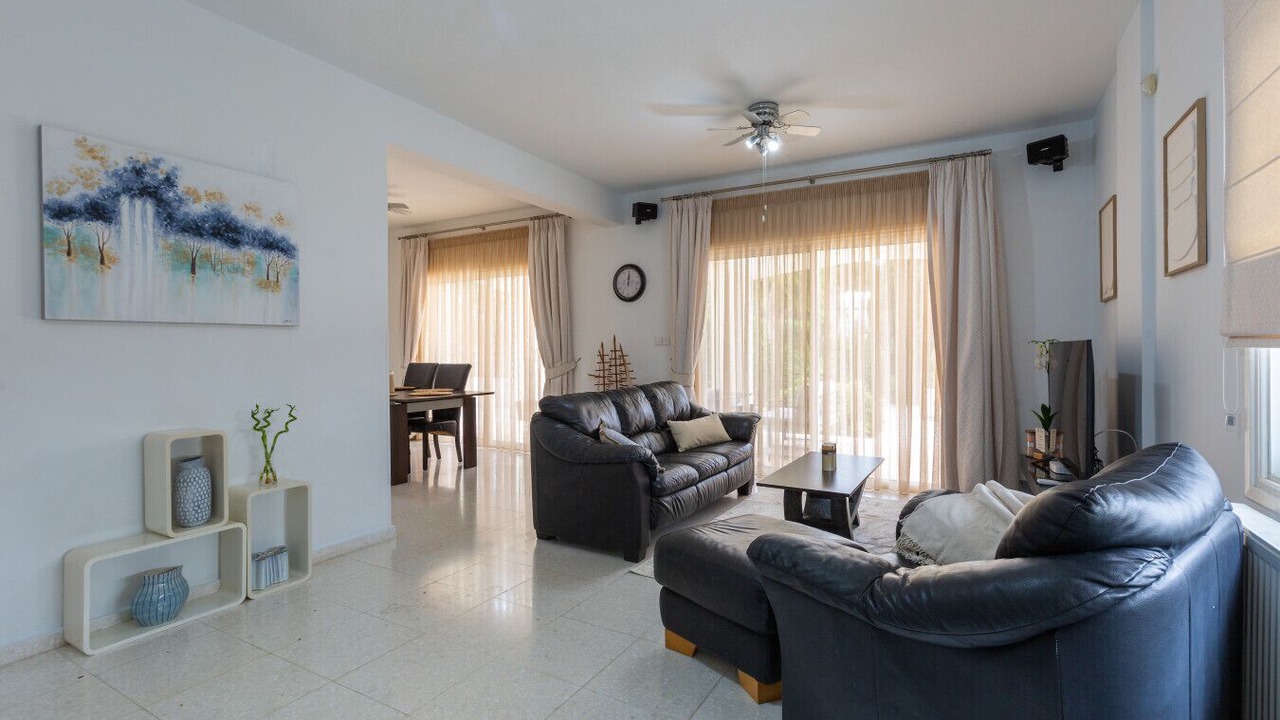 Photo of Livingroom in Pegeia