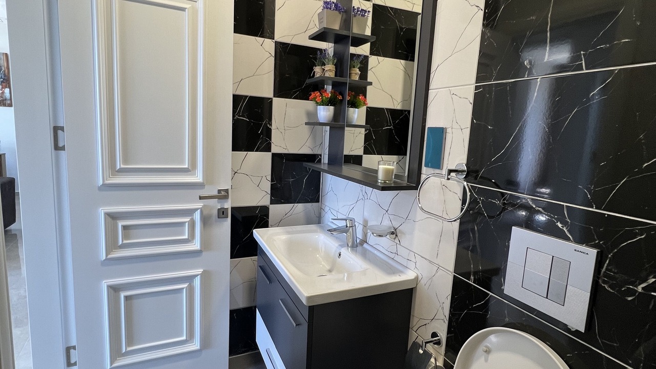 Photo of Bathroom in Kyrenia