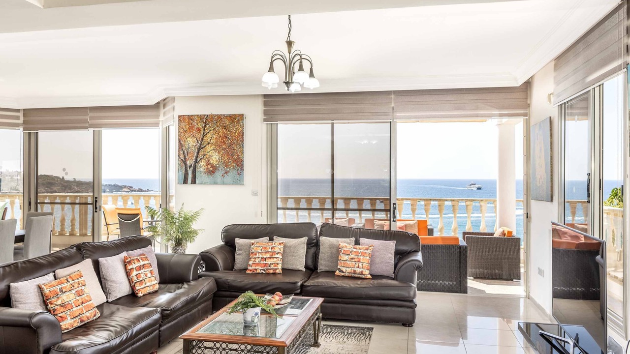 Photo of Livingroom in Pegeia