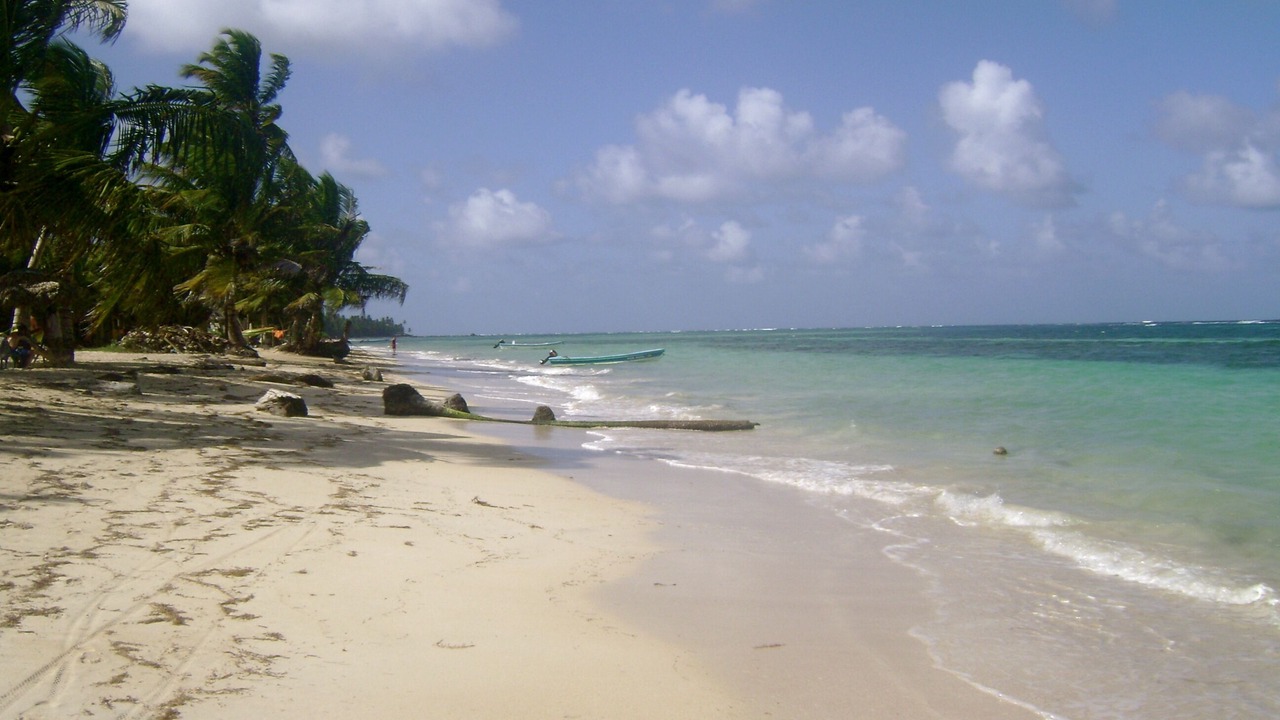 Photo of Others in Corn Island