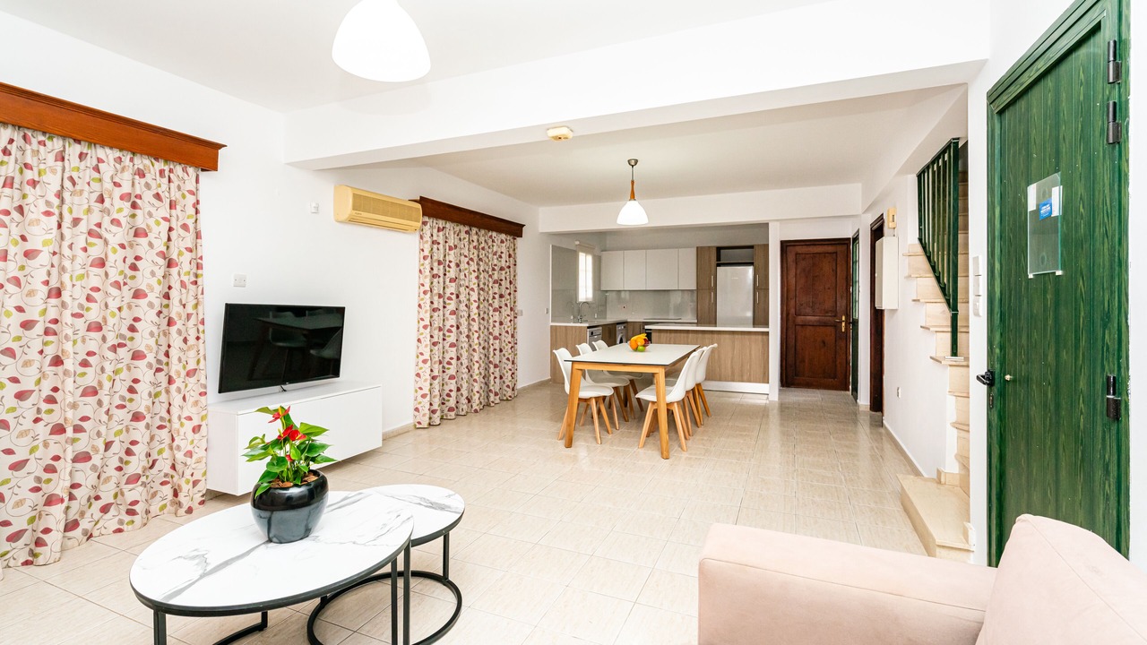 Photo of Livingroom in Pegeia