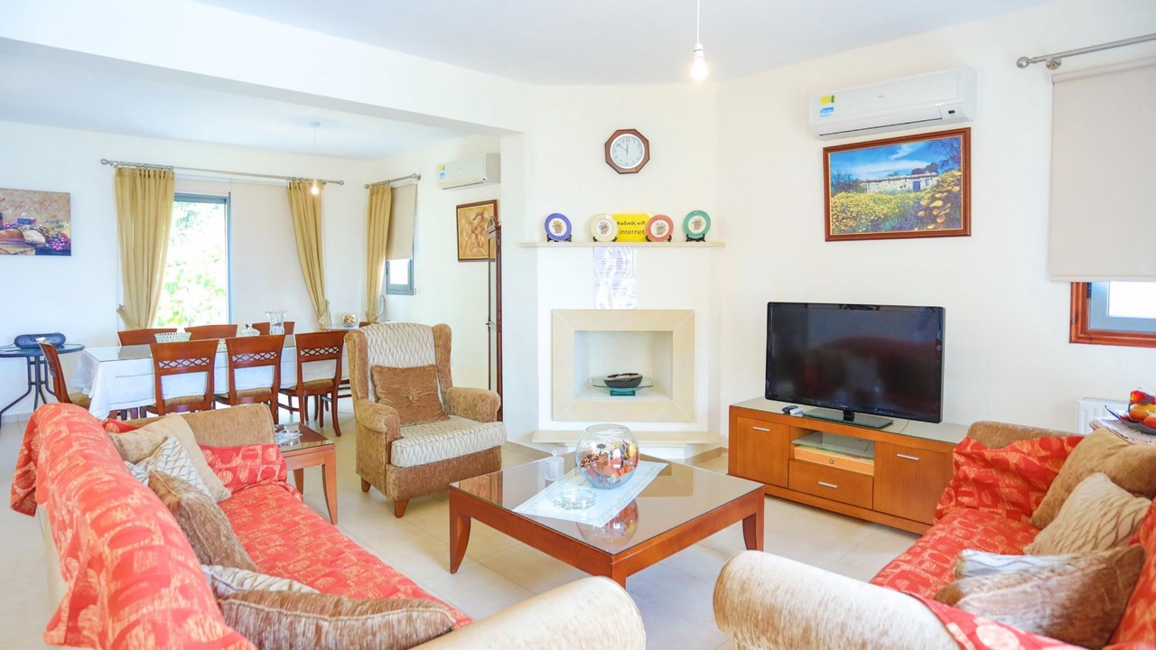 Photo of Livingroom in Lara