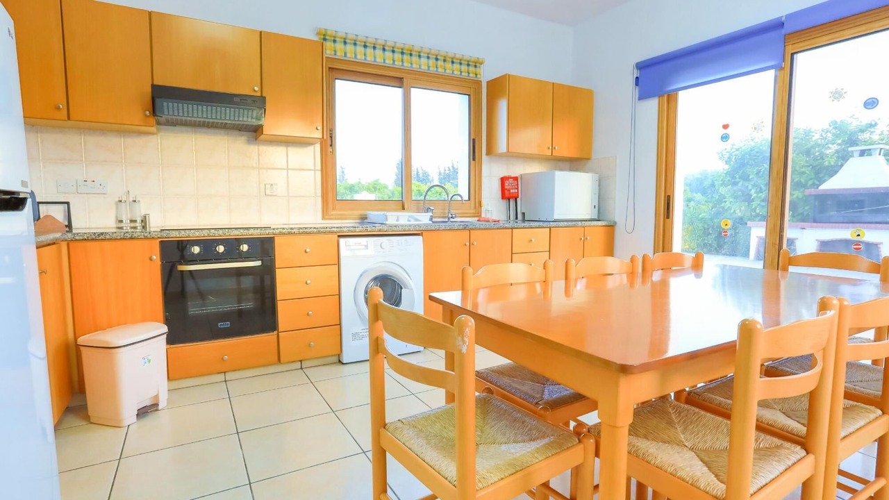 Photo of Kitchen in Latchi