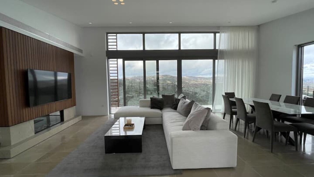 Photo of Livingroom in Tsada