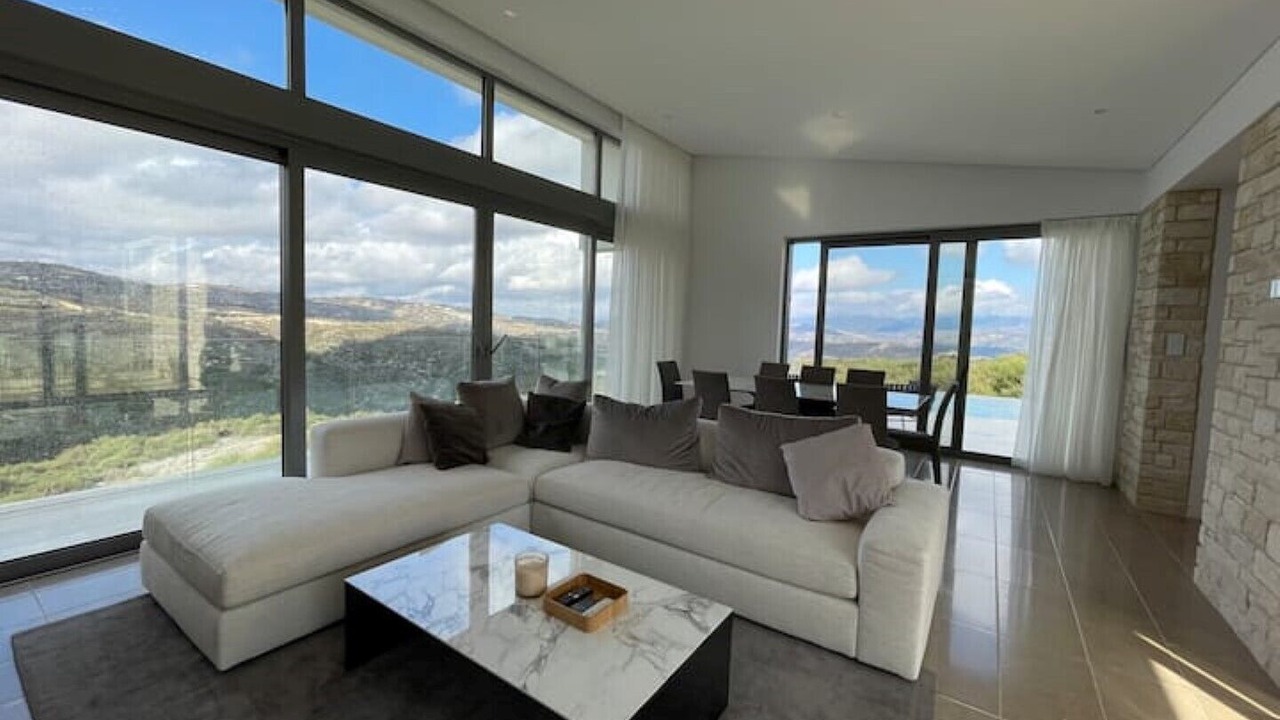 Photo of Livingroom in Tsada