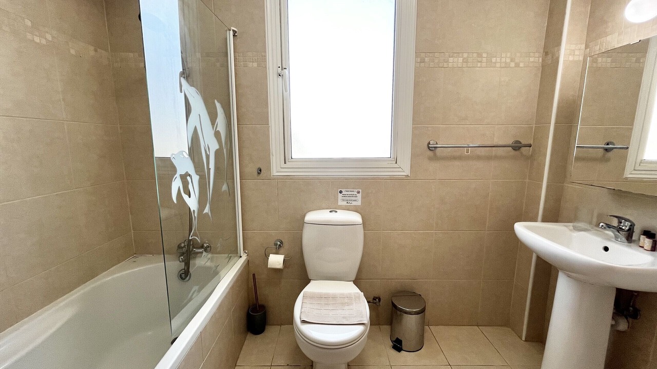 Photo of Bathroom in Oroklini