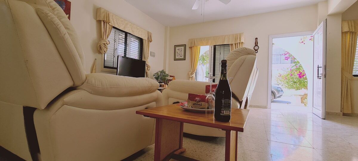 Photo of Livingroom in Ayia Thekla