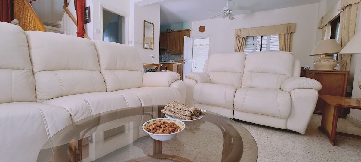 Photo of Livingroom in Ayia Thekla