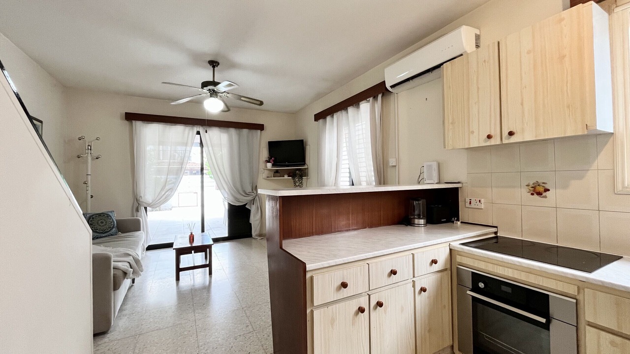 Photo of Kitchen in Meneou