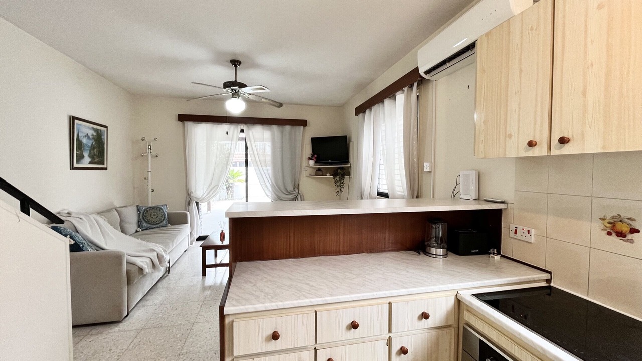 Photo of Kitchen in Meneou