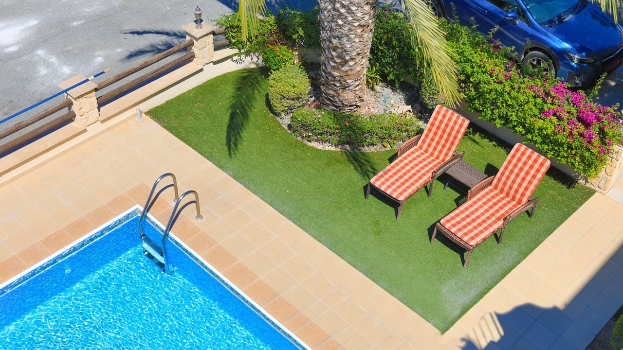 Photo of Outdoor in Latsi