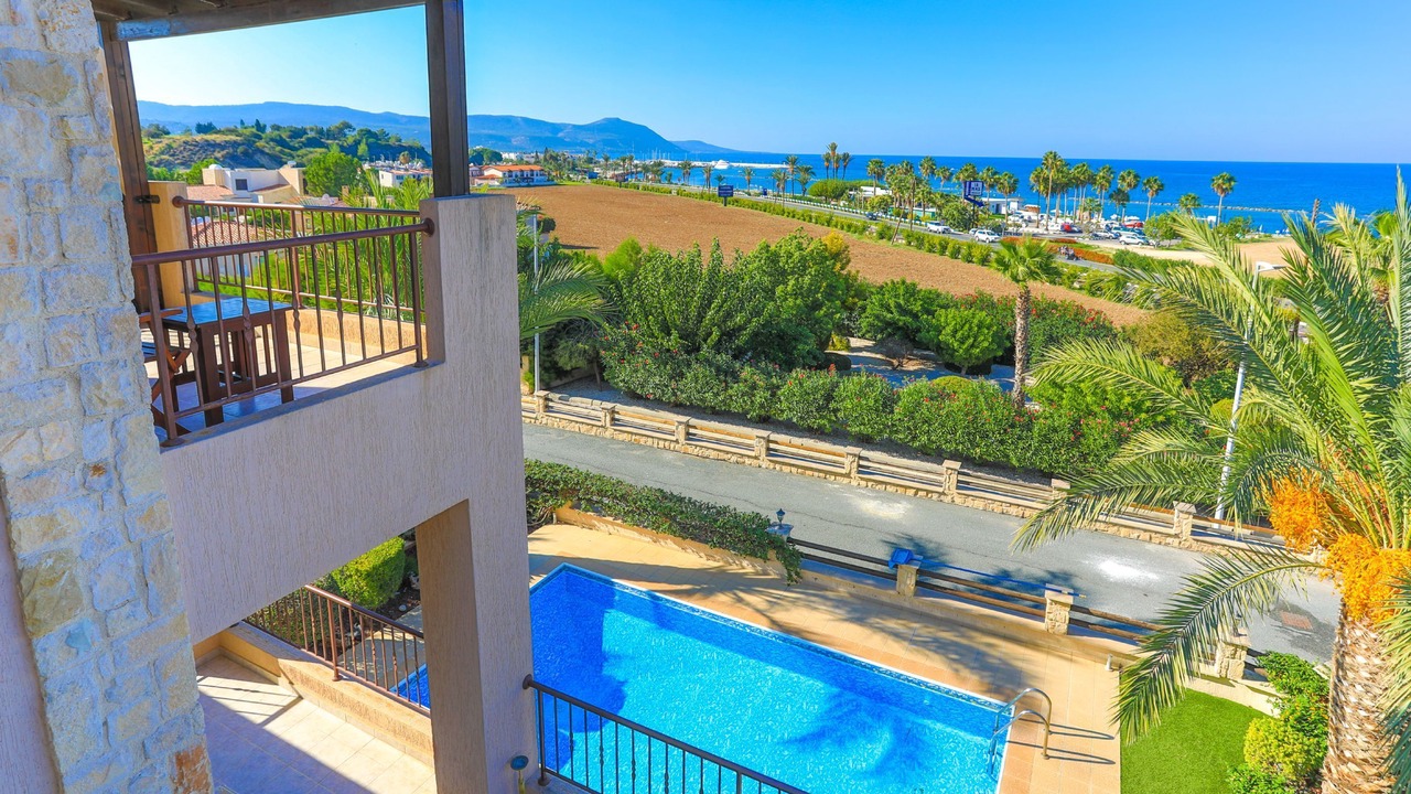 Photo of Patio Balcony in Latsi