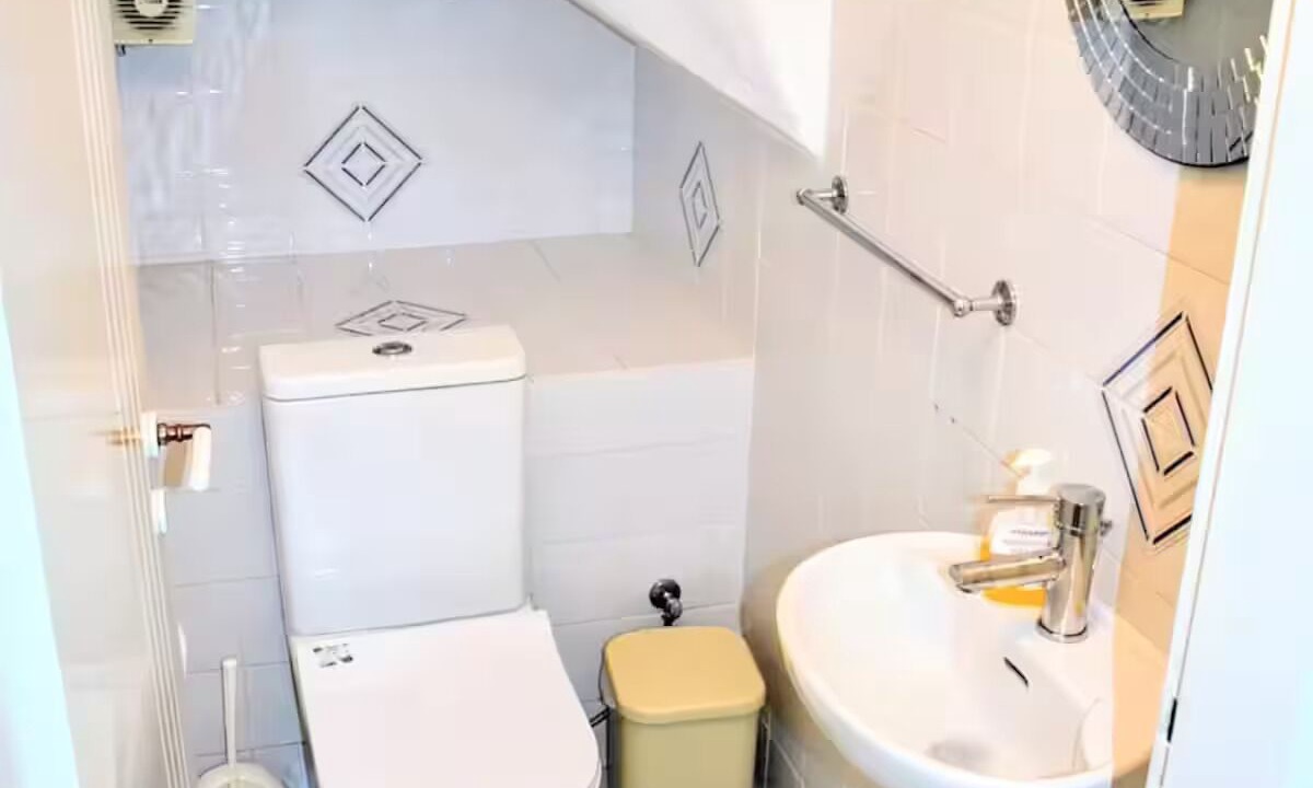 Photo of Bathroom in Cape Greko