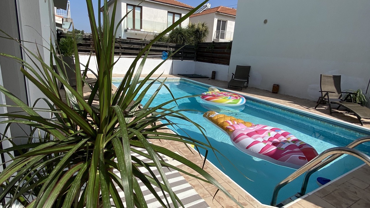 Photo of Outdoor in Alethriko