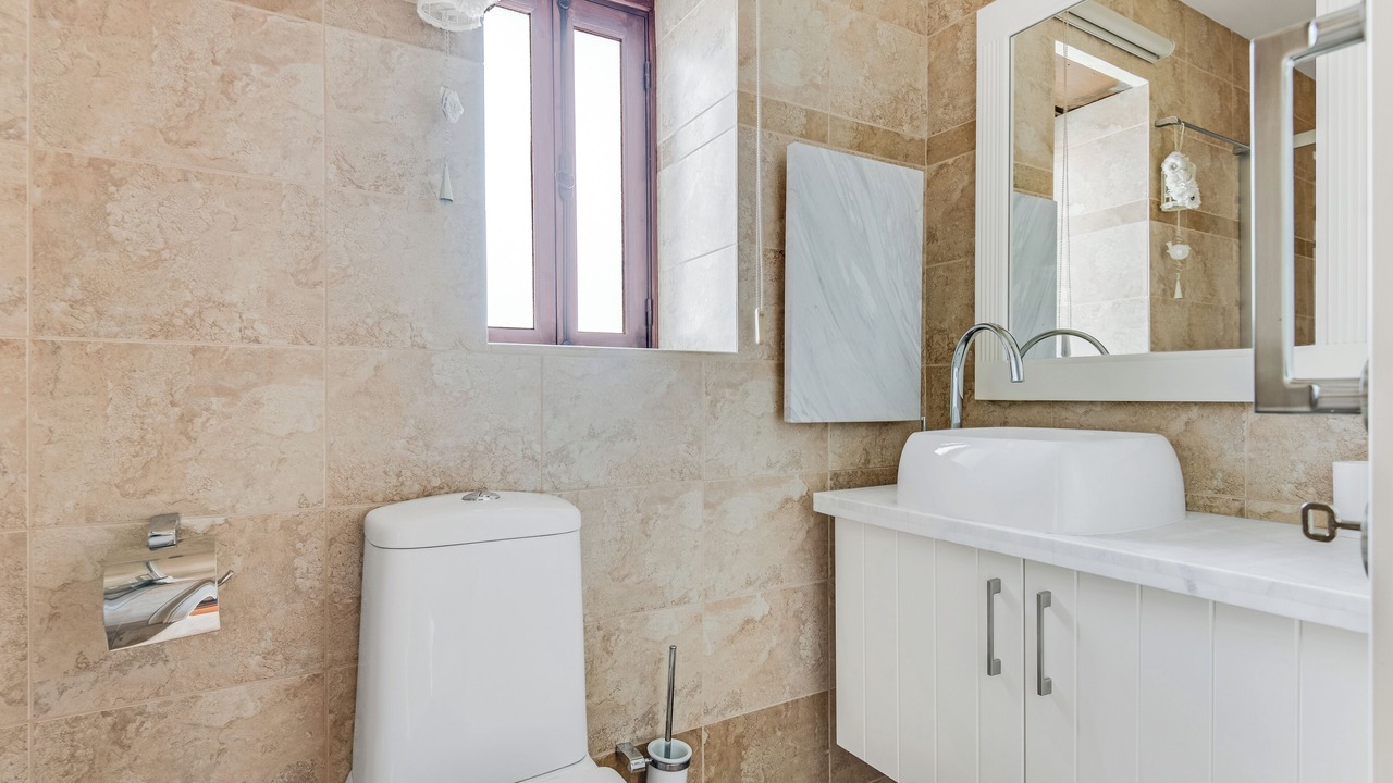 Photo of Bathroom in Arsos