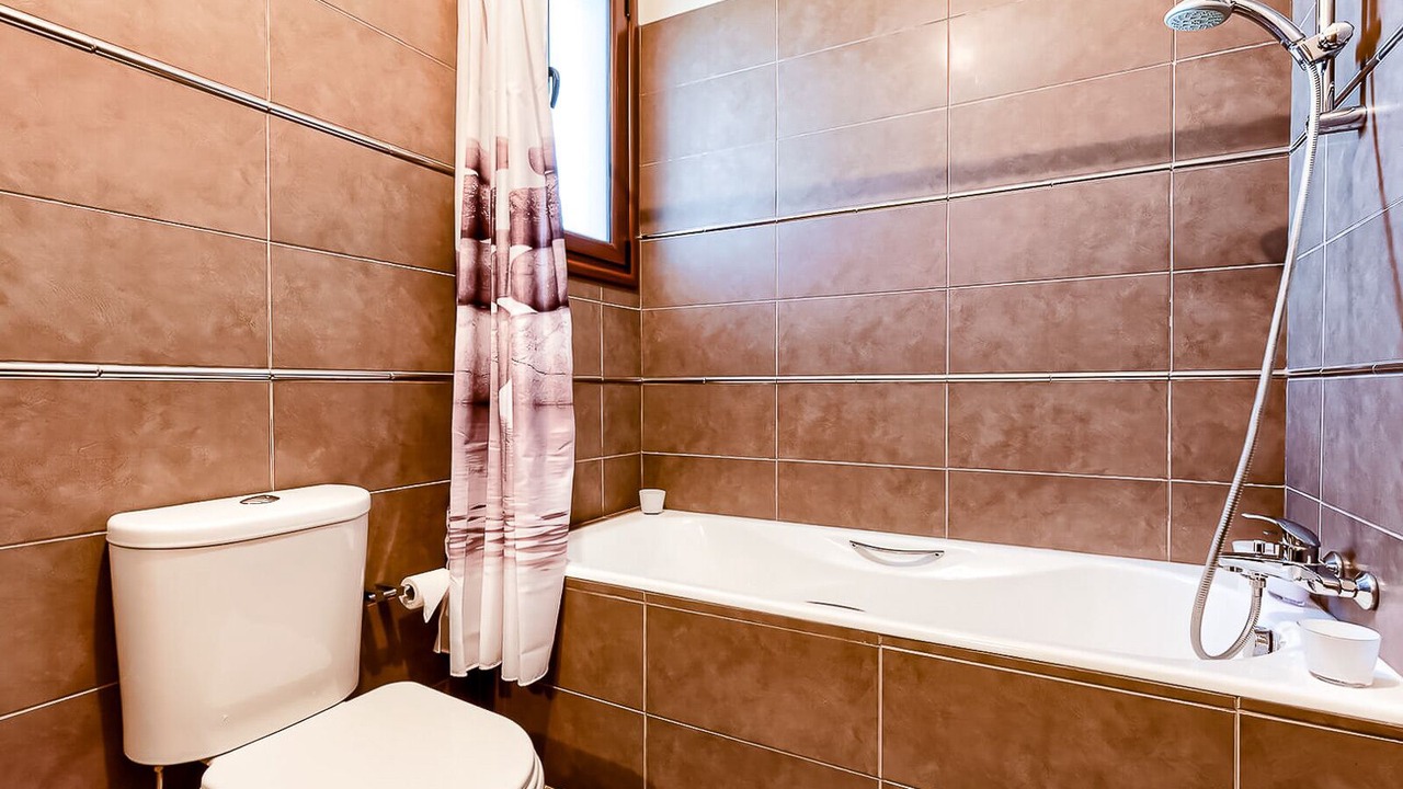 Photo of Bathroom in Agios Georgios Pegeias