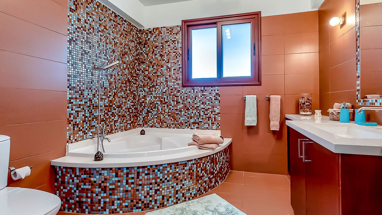 Photo of Bathroom in Agios Georgios Pegeias