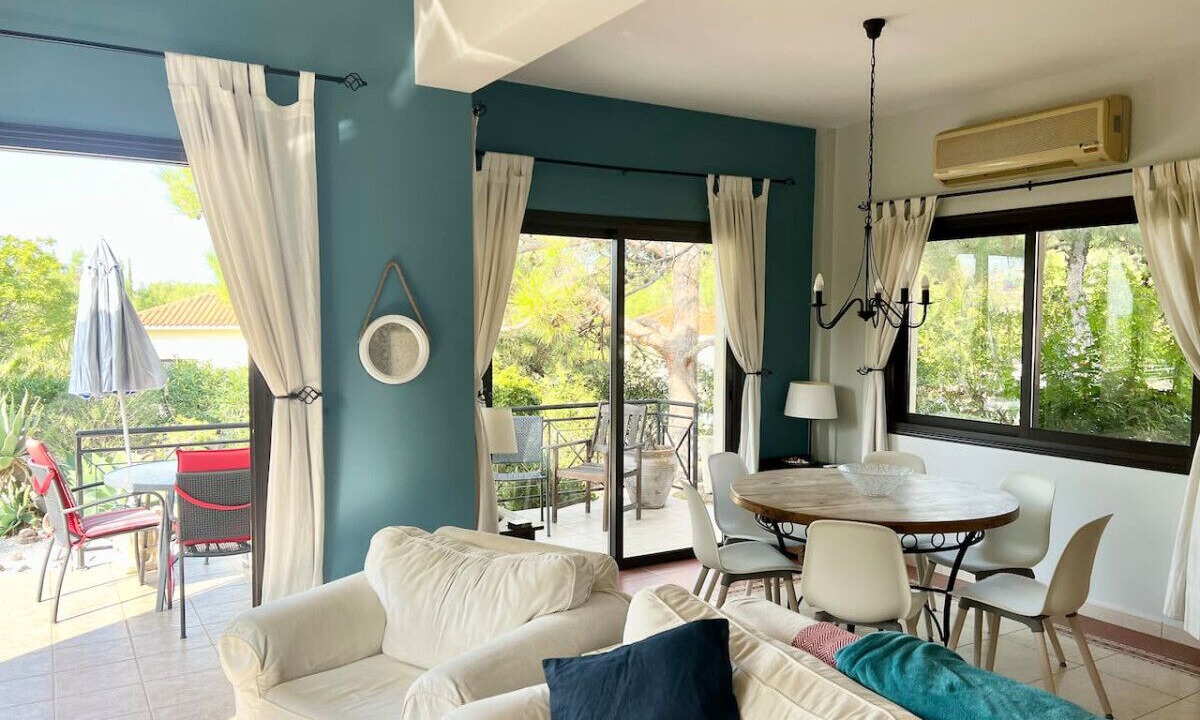 Photo of Livingroom in Pissouri