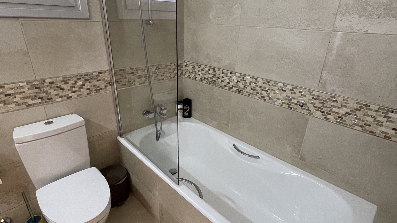 Photo of Bathroom in Geroskipou