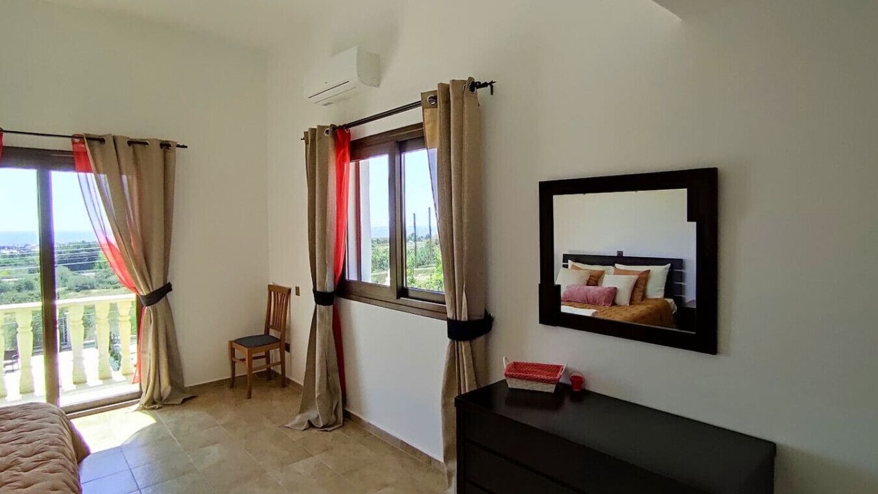Photo of Bedroom in Peyia Town