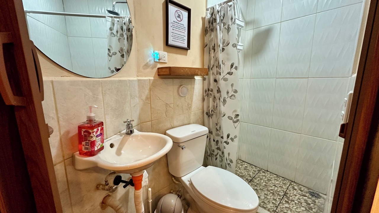 Photo of Bathroom in Leon