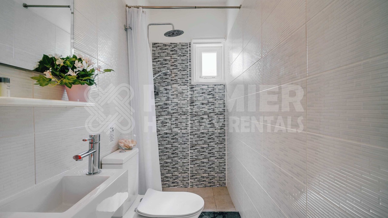 Photo of Bathroom in Pernera