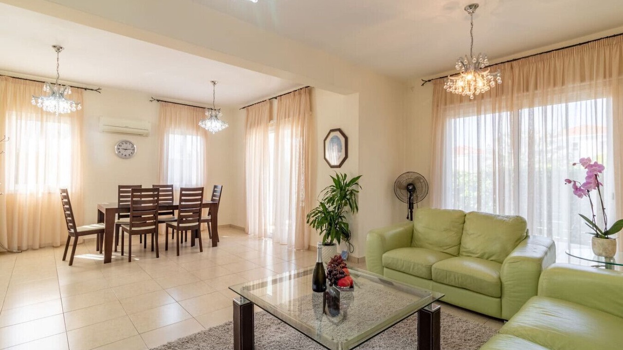 Photo of Livingroom in Pegeia