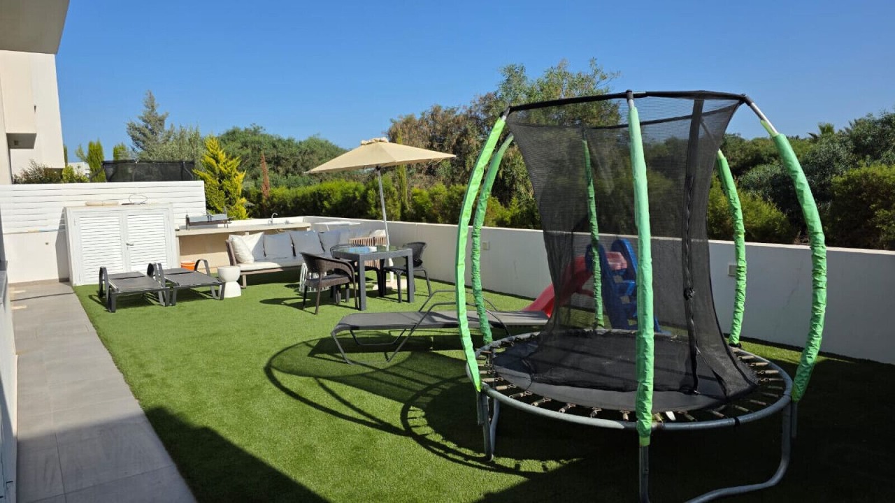 Photo of Outdoor in Pernera