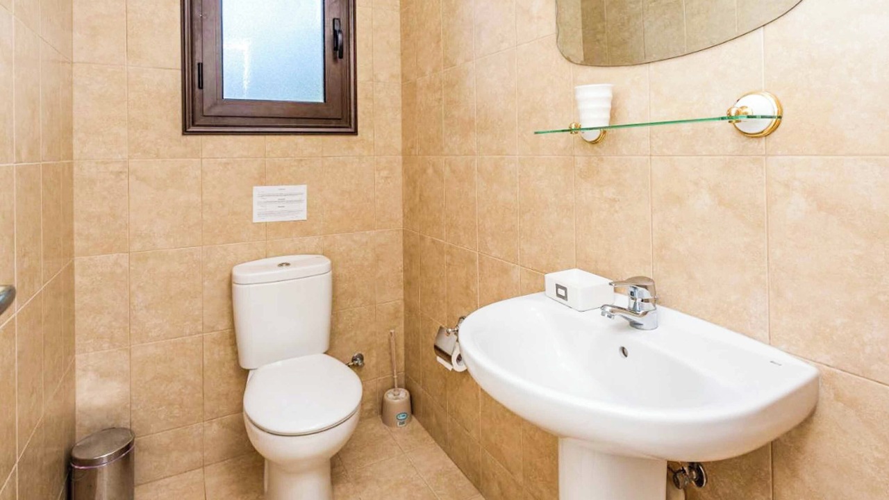 Photo of Bathroom in Latsi