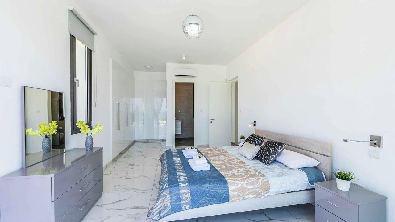 Photo of Bedroom in Peyia Town