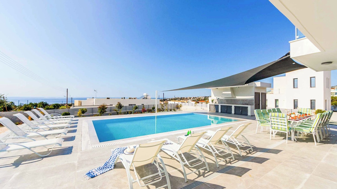Photo of Outdoor in Peyia Town