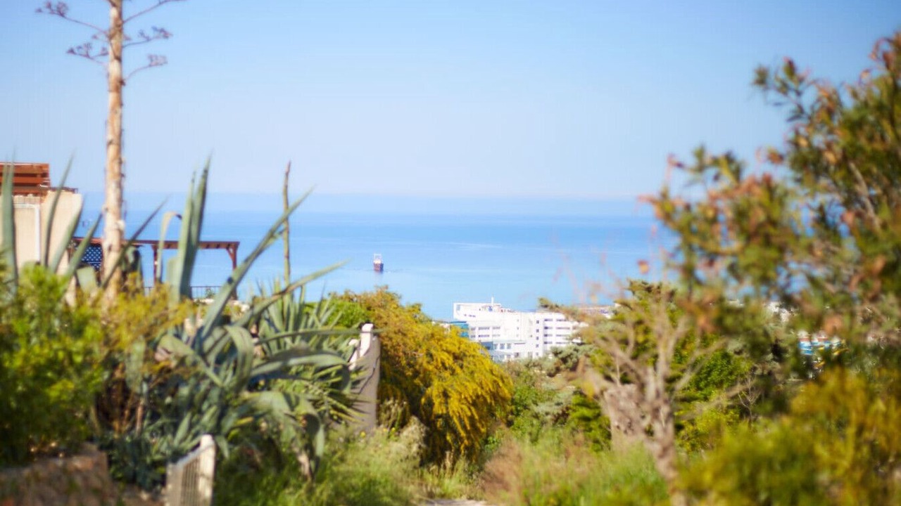 Photo of Others in Melanos