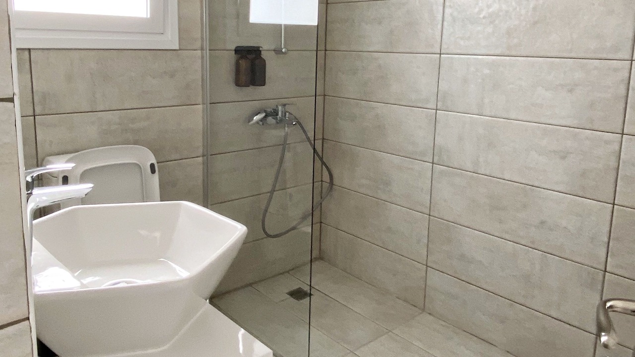 Photo of Bathroom in Egkomi