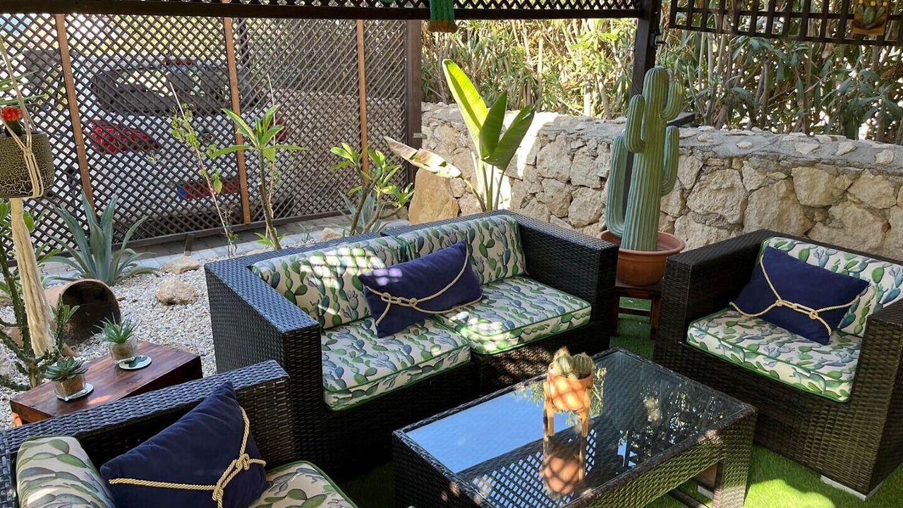 Photo of Patio Balcony in Esentepe