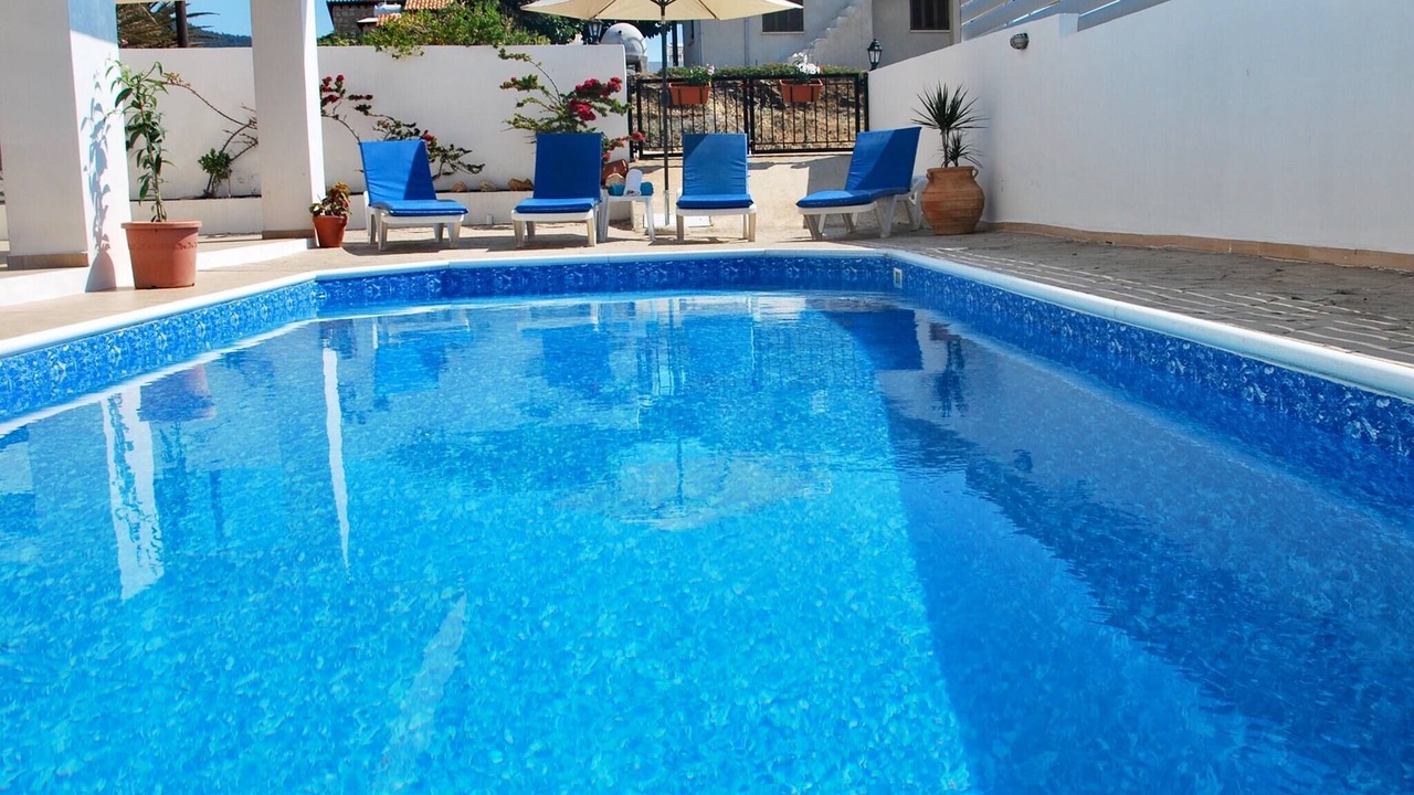 Photo of Outdoor in Pomos