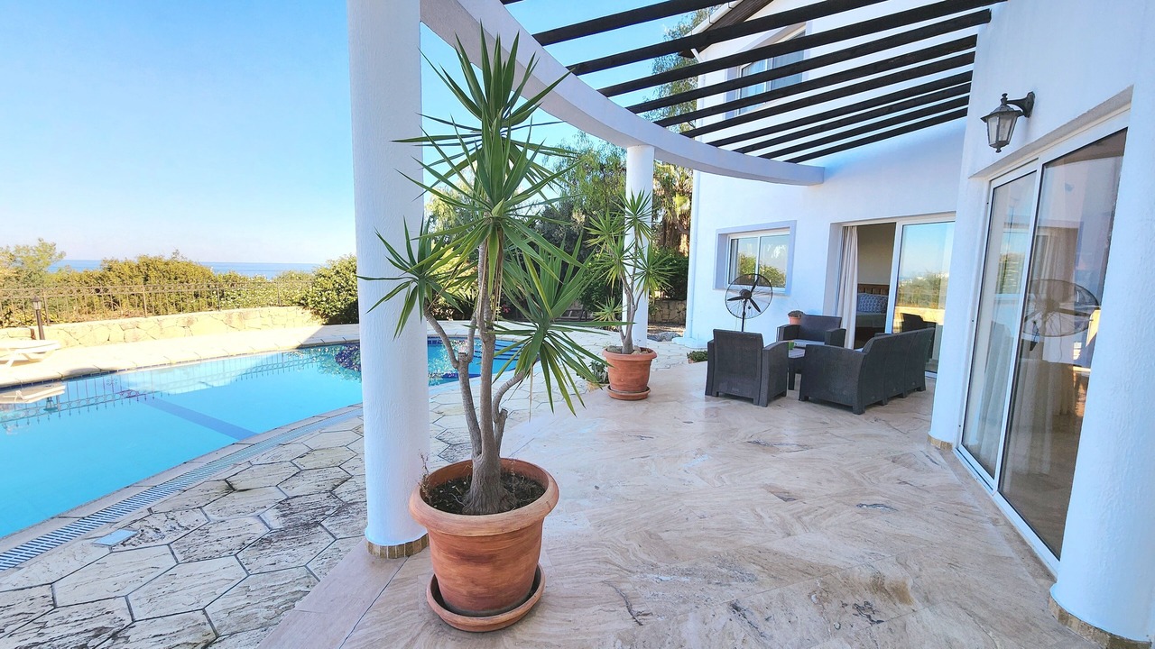 Photo of Outdoor in Karavas