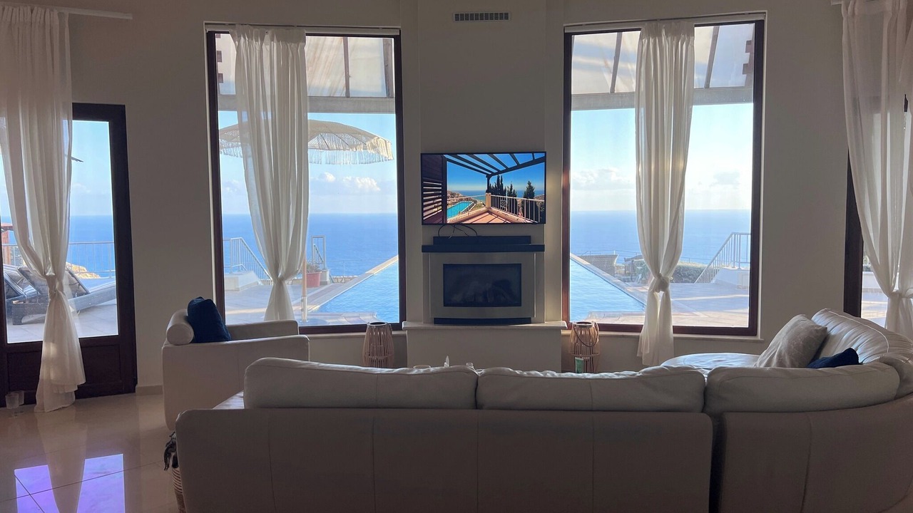 Photo of Livingroom in Pissouri