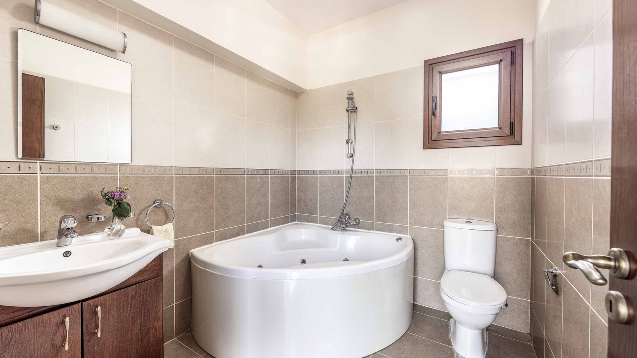 Photo of Bathroom in Argaka